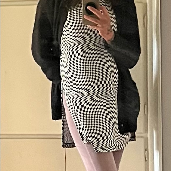 Meet your Posher, Leah - Picture 1 of 1